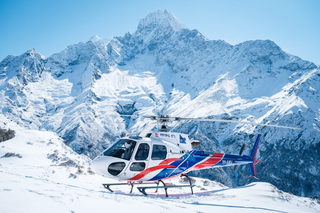 Best-short-trek-in-nepal-7-Day-Everest-Base-Camp-Trek-with-Helicopter-return 